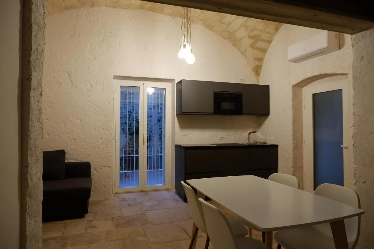 Bari Central Patio Apartment 0*,  Italy